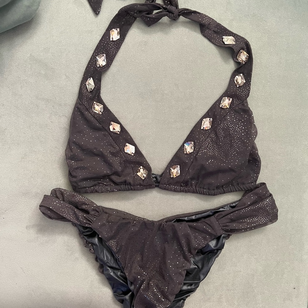 Beach Bunny Bikini 👙 
Top Med bottom XLarge Set 
Gun Metal Crystals Rhinestone
